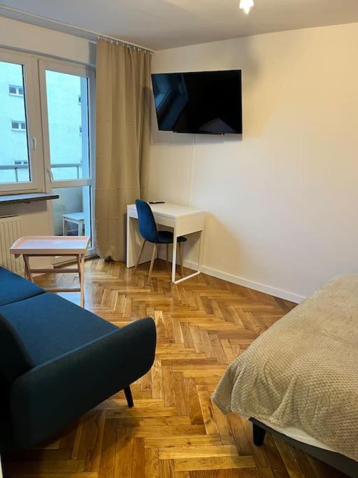 Ohmyhome - Chmielna Warszawa Zewnętrze zdjęcie